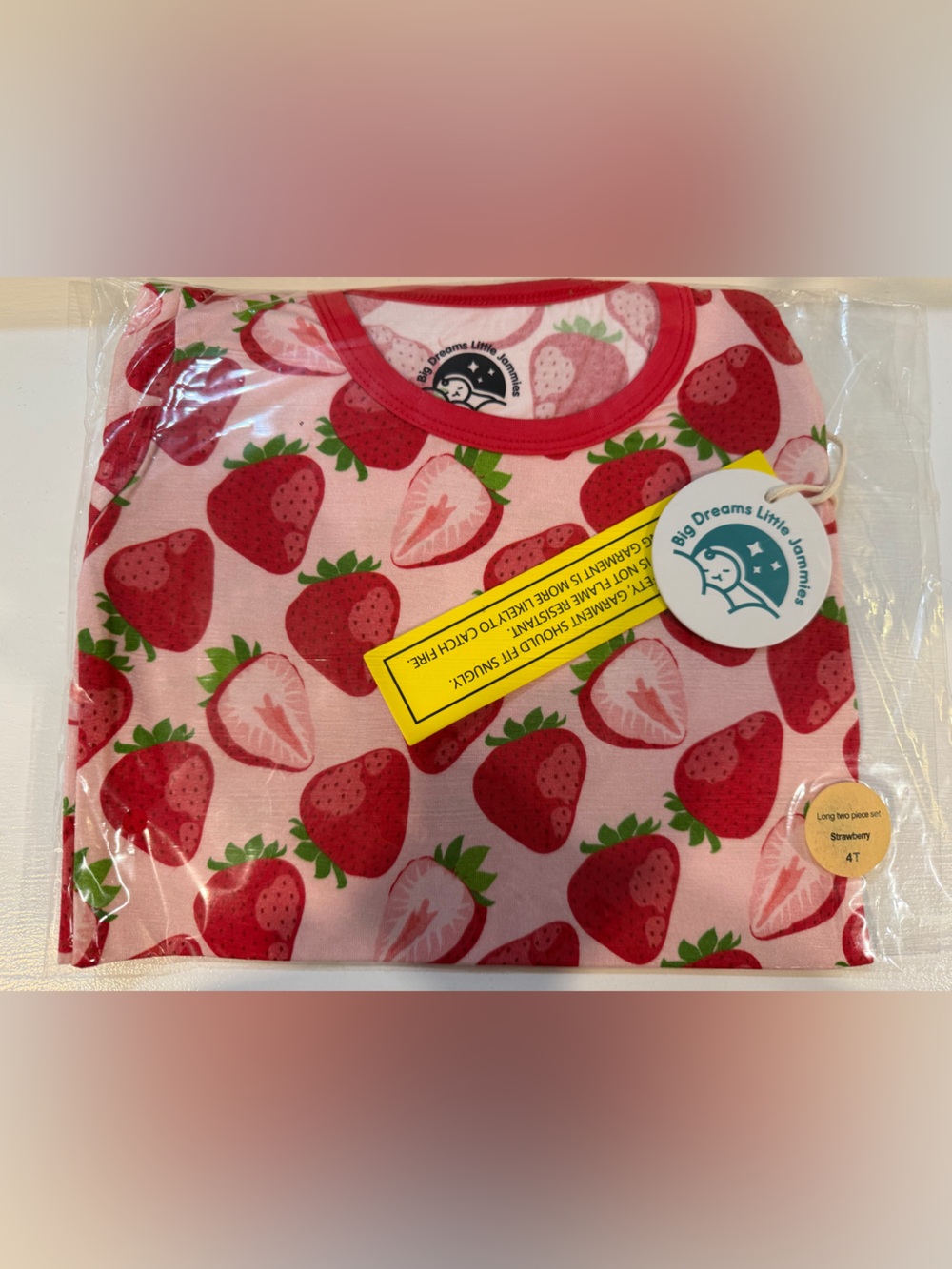 Big Dreams Little Jammies Bamboo Long Sleeve Pajama Set Strawberry Print 4T NWT